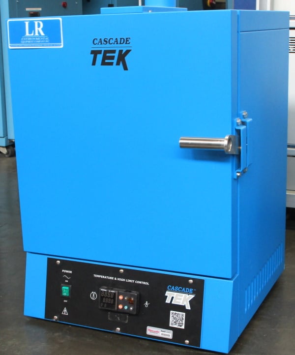 12" width x 14.5" H x 13.7" D Cascade Tek #TFO1, bench top lab oven, 300°C 572 °F), 120V., 1 Ph., 13 Amps - Image 1