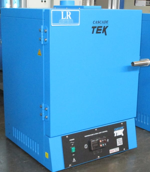 12" width x 14.5" H x 13.7" D Cascade Tek #TFO1, bench top lab oven, 300°C 572 °F), 120V., 1 Ph., 13 Amps - Image 2