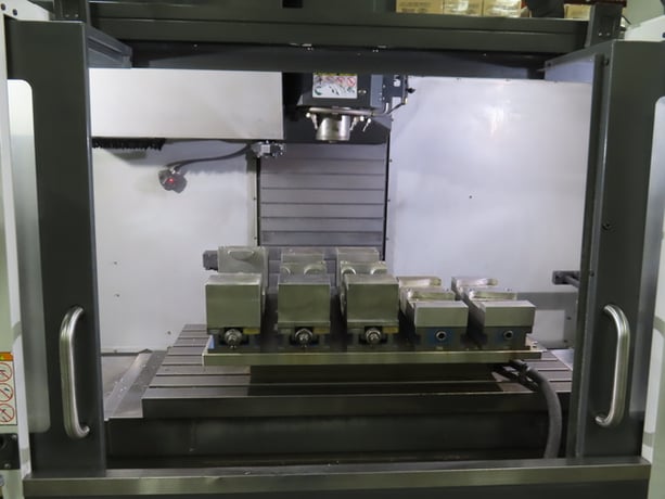 Haas #VF-3SSYT, vertical machining center, 40" X, 26" Y, 25" Z, 12,000 RPM, 30 HP, 54" x 25" table, 30 - Image 4