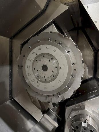 Takisawa #LA-250YS, CNC lathe, 23.6" swing, 10" chuck, 3" bar, 43.1" centers, 6-Axis, Fanuc 0i-TF, 15 turret - Image 7