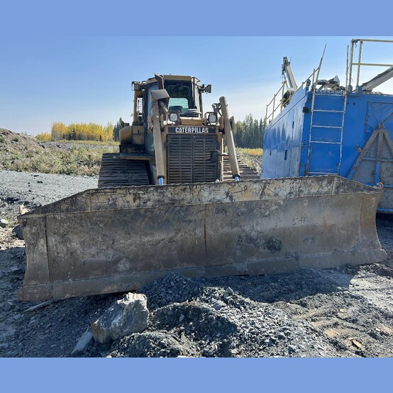 Caterpillar D6R-LGP, Crawler Dozer, 185 HP CAT 3306 engine, 178" wide blade, 7-1/4' track gauge, 19,649 - Image 2