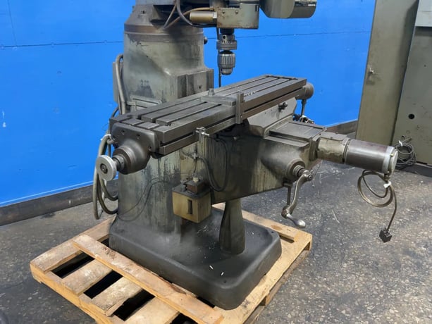 Bridgeport, Vertical Mill, 42" x 9" tbl, 1 -1/2 HP, 230/460 V. - Image 8