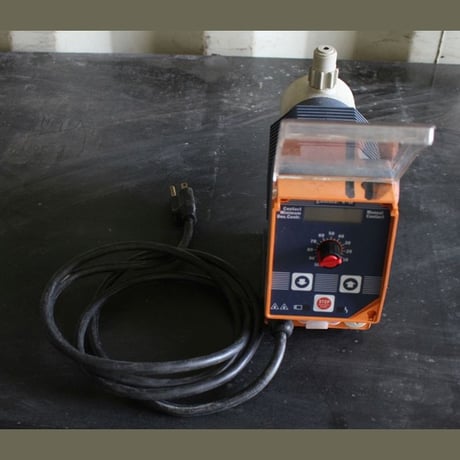 ProMinent #Gamma/4-W1000, Metering Pump, 145 PSI, 100-127 V. - Image 1