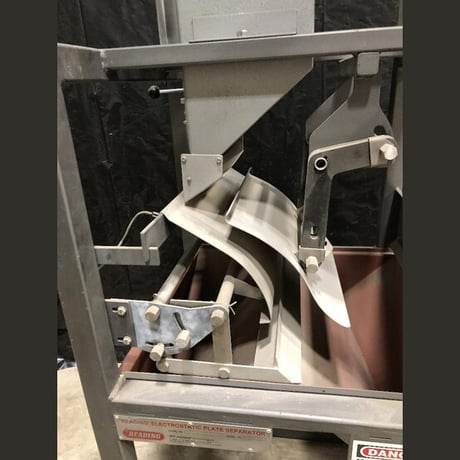Reading Electrostatic Plate Separator, 16" distributor plate, removable feed hopper - Image 3