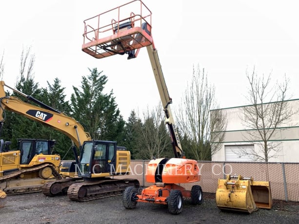 Jlg Industries, Inc. 460SJ, 3667 hours, S/N: 176244, 2013 - Image 1