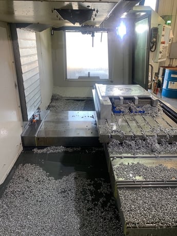 Haas #VF-5/40, 24+1 side mount tool changer, 50" X, 26" Y, 25" Z, 10000 RPM, #40, 30 HP, 23" x52" tbl. - Image 9