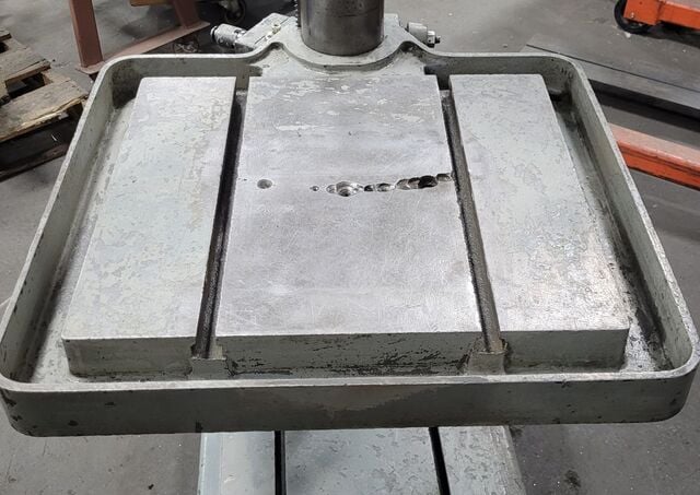 20" Clausing #2276, drill press, 1.25" drill capacity, 150-2000 RPM, 1.5 HP, 6.5" spindle travel - Image 8