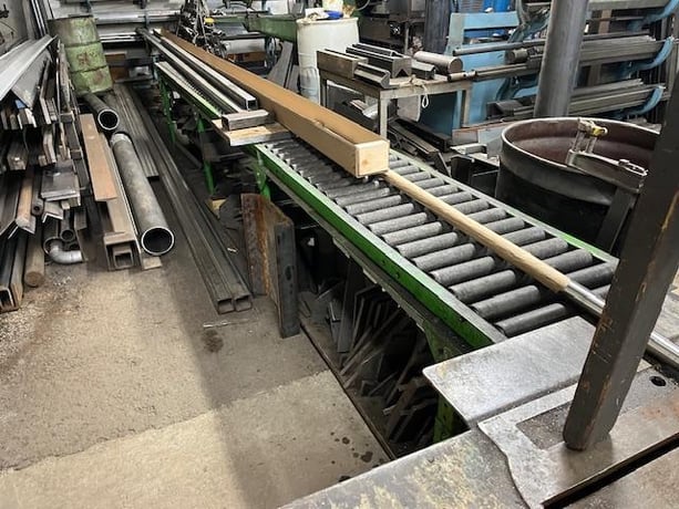 Kalamazoo #H9AW, Horizontal Band Saw, 15' roller conveyor - Image 3