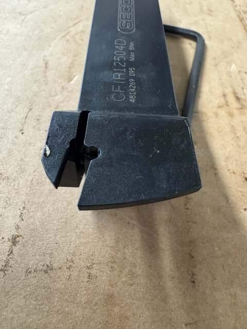 Seco Tools #CFIR12504D, Indexable Grooving Tool Holder, 1-1/4" Square Shank, 4 Insert Seat, Radial Orientation - Image 3