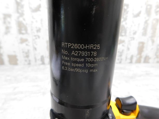 Atlas Copco #RTP2600-HR25, Pneumatic Pistol Nutrunner W/ FRL Stand, 1" Drive - Image 5