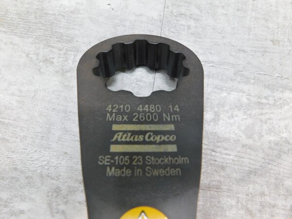 Atlas Copco #RTP2600-HR25, Pneumatic Pistol Nutrunner W/ FRL Stand, 1" Drive - Image 6