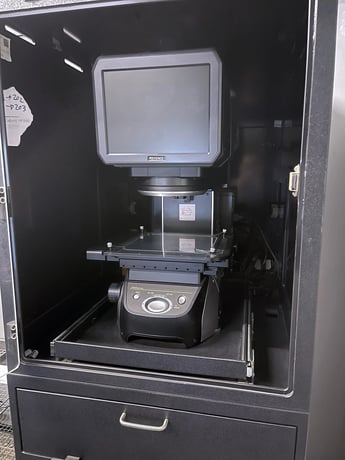Keyence #IM-7010, image dimension measuring system, 7.87" x7.87" FOV, 0.5 m accuracy, 2019 - Image 2