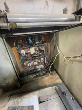 62" Monco #TB-60, Hot Top & Bottom Panel Laminator, 1-1/2" Max Part Thickness, 14" Rollers, 25-106 FPM, 5 HP - Image 4