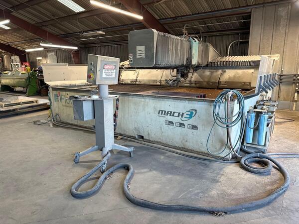 Flow #Mach-3-4020B, Waterjet Cutting System, 87,000 PSI, 6.5' x 13' table, 5-Axis, 2012 - Image 2