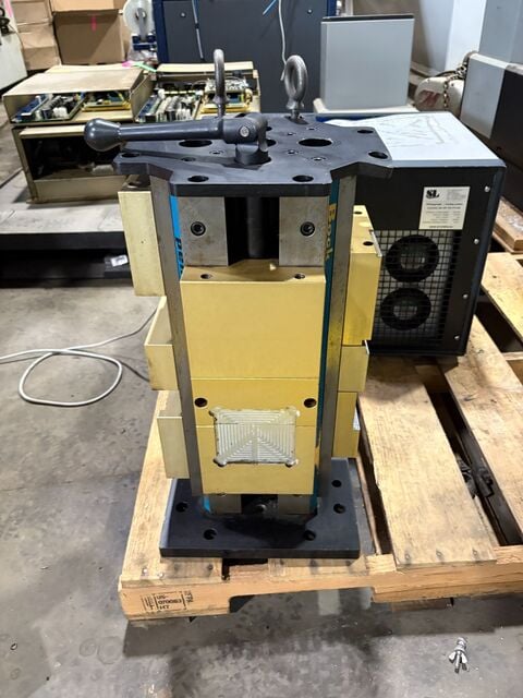 Bock Monoquad #2030, CNC Workholding Fixture, 4-Sided Clamping System - Image 3