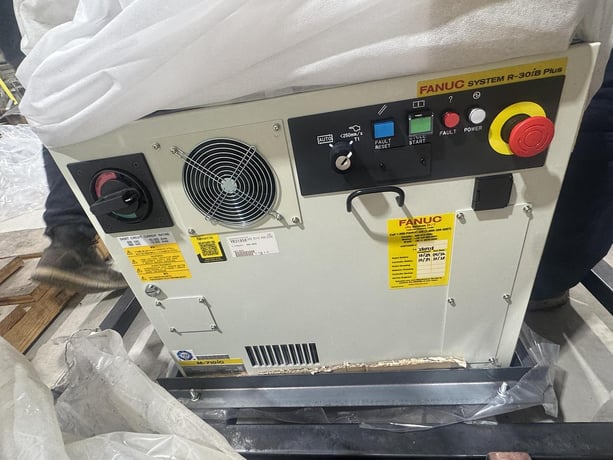 Fanuc, M-710iC/20L, 6-Axis robot, R-30iB Plus control, 20 Kg, 3110mm reach, 2022, 2022 - Image 2