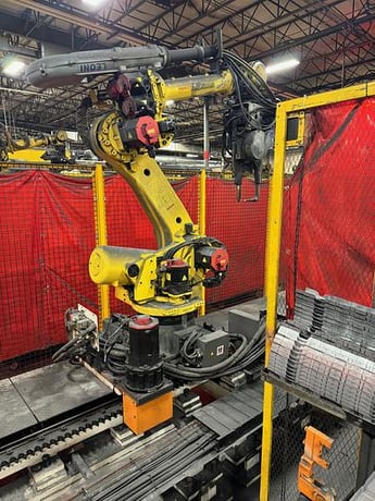 Fanuc, R-2000iC/165F, 6-Axis robot, R-30iB control, 165 Kg, 2655mm reach, 2016, 2016 - Image 3
