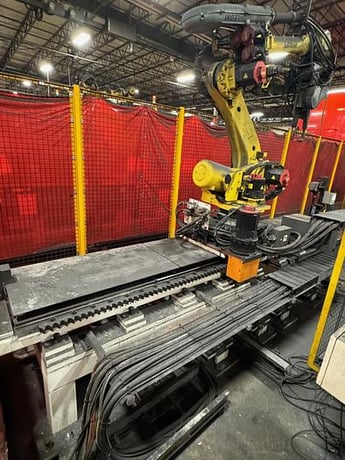 Fanuc, R-2000iC/165F, 6-Axis robot, R-30iB control, 165 Kg, 2655mm reach, 2016, 2016 - Image 4