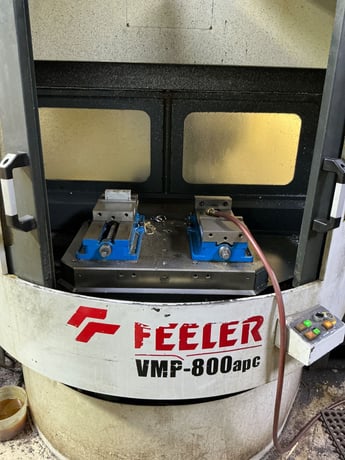 Feeler #VMP-800-APC, vertical machining center, 32.3" X, 20.5" Y, 19.9" Z, 10000 RPM, 15 HP, Cat 40, 30 - Image 1