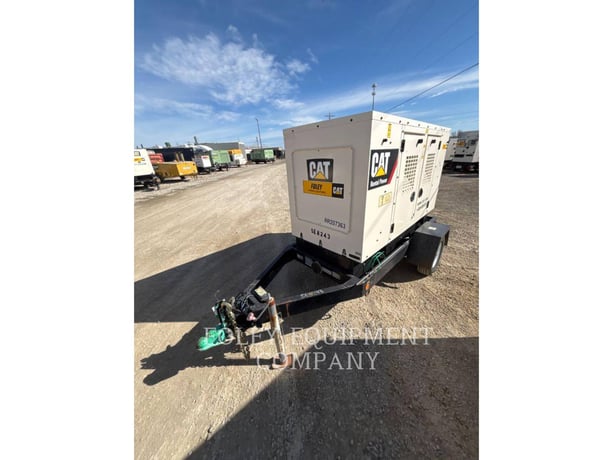 27 KW Caterpillar #XQ35KVA, portable diesel generator, 480 Volts, 3 phase, Tier 4F, trailer mtd, 2020 - Image 2