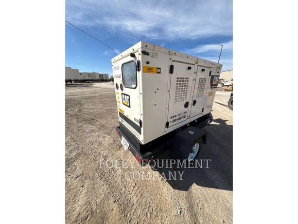 27 KW Caterpillar #XQ35KVA, portable diesel generator, 480 Volts, 3 phase, Tier 4F, trailer mtd, 2020 - Image 3