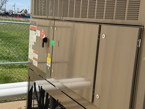 100 Ton, York, Chiller, R454B refrigerant, 650 psig, 2024 - Image 5