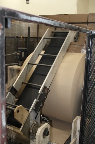 37" Green Bay Engineering, single fold vacuum napkin/towel interfolder, 2-lane, Bretting napkin bander - Image 9