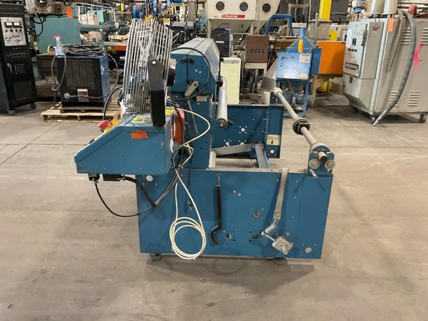 60" Rosenthal #SM-60, Straight Knife Sheeter, integral shafted unwind, cone chucks - Image 2