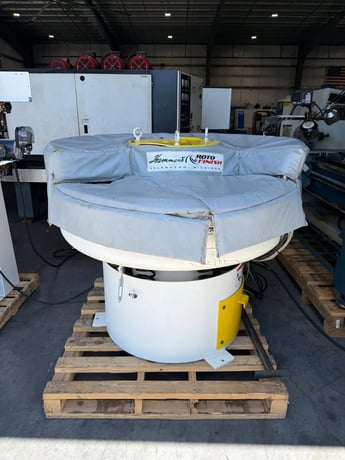 10 Cu. Ft. Hammond Roto-Finish #MR-12C, Vibratory Finisher, 57" outside dimension bowl, VFD, PLC, pneumatic - Image 3