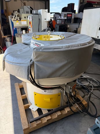10 Cu. Ft. Hammond Roto-Finish #MR-12C, Vibratory Finisher, 57" outside dimension bowl, VFD, PLC, pneumatic - Image 4