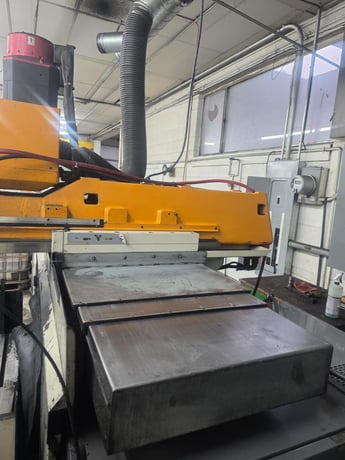 LeBlond Makino #RMC-55, Vertical Machining Center, 21.6" X, 12.6" Y, 13.8" Z, CT40, Fanuc OM, 7.5 HP, 1991 - Image 5