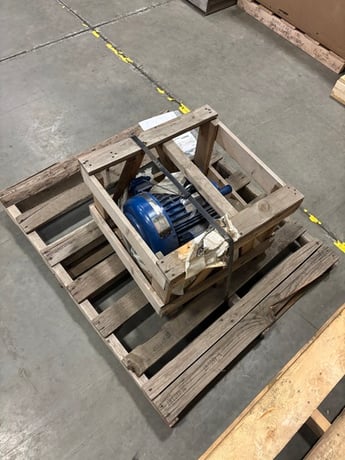 7.5 HP 1760 RPM TECO Westinghouse #APH7/545-841M, Squirrel Cage Motor, Frame 213T, TEFC, 575 Volts, 3-Ph., 60 - Image 1
