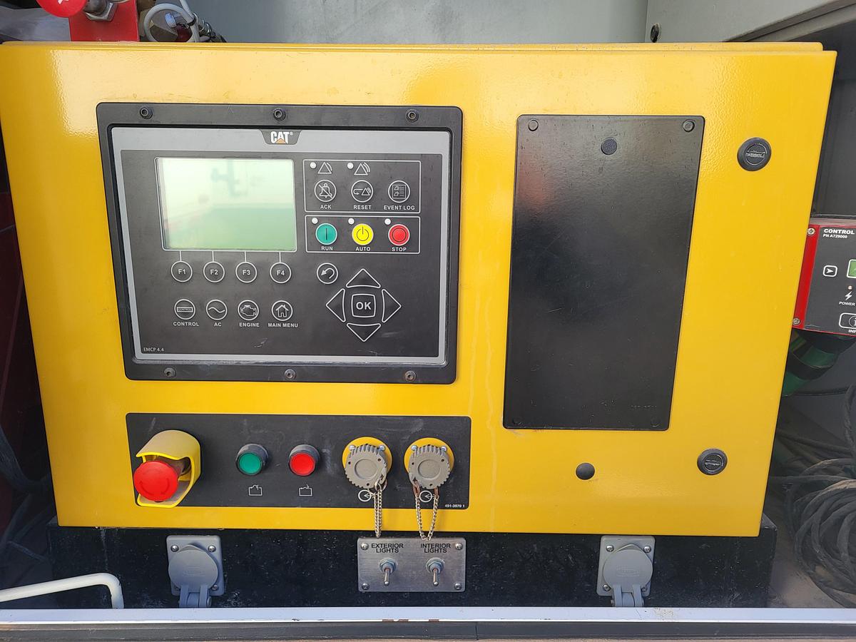 2600 KW Caterpillar #G3520, Natural gas generator set, continuous duty, trailer mounted, 13800 Volts (10 - Image 7