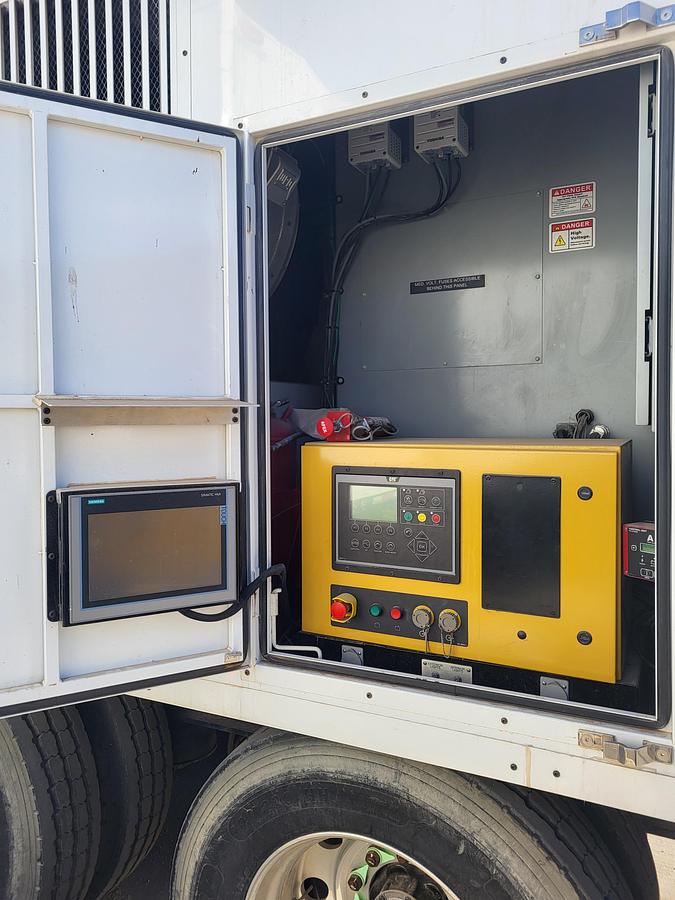 2600 KW Caterpillar #G3520, Natural gas generator set, continuous duty, trailer mounted, 13800 Volts (10 - Image 8
