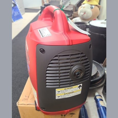 Honda #EU1000i, gas inverter generator, 1000W max / 900W cont, 120 Volts, 60 Hz, 12V DC, NEW surplus in box - Image 2