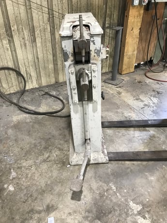 20 KVA Rex Welder & Engineering Type #FRU-20, Floor Standing Spot Welder - Image 2