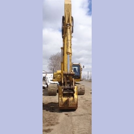 John Deere 330LC, Crawler Excavator, 7,600 hours, hydraulic thumb, 32" tracks, 2001 - Image 2