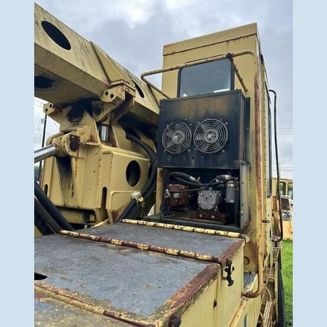 Gradall G3WD 4x2, Wheel Excavator, 5-Way Slide-A-Boom, 2,713 hours, 76,473 miles - Image 9