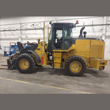 John Deere 624K, Wheel Loader, 186 HP, 60" forks, ROPS, 9,690 hours, 2016 - Image 1
