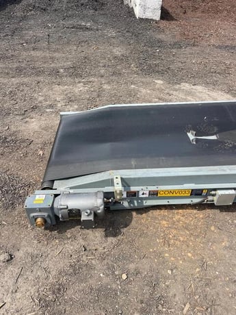 33-3/4" wide x 144" long Longitudinal Groove Belt Conveyor, 0.5 HP Baldor motor, 1725 RPM - Image 3