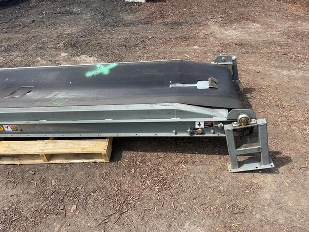 33-3/4" wide x 144" long Longitudinal Groove Belt Conveyor, 0.5 HP Baldor motor, 1725 RPM - Image 10