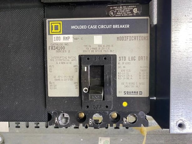 225 Amp. Square D, HCN0952-2MN, I-Line Panelboard/Power Distribution Panel, (2) 50 amp breakers, (1) 100 amp - Image 9