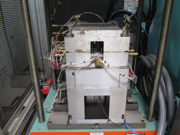 30 Ton, Wabash #G30-18-BLPX, compression molding press, 8 stroke, 8"-28" DL, 2 HP, 2019 - Image 6