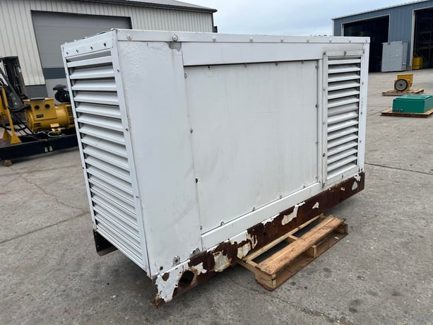 100 KW Blue Star Power #363PS, Diesel Generator Set, 277/480 Volts, 1800 RPM, circuit breaker, 1PH/3PH, 3335 - Image 3