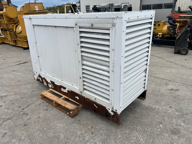 100 KW Blue Star Power #363PS, Diesel Generator Set, 277/480 Volts, 1800 RPM, circuit breaker, 1PH/3PH, 3335 - Image 4