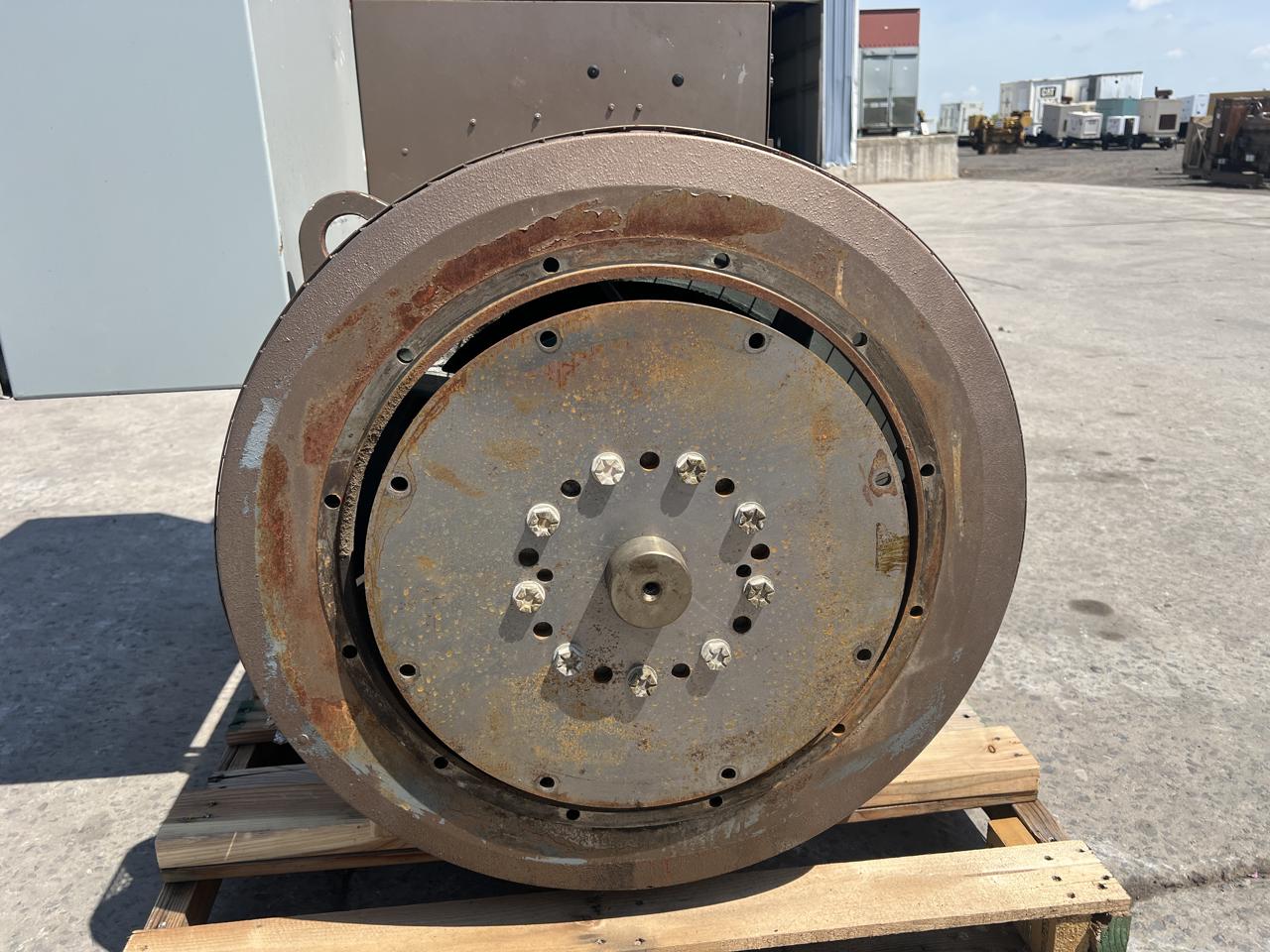 300 KW Marathon #MCD-300-3, Generator End, 120/240 Volts, 10-wire, 3PH, 946 hours, 1987 - Image 4