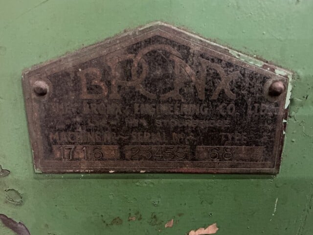 60 Ton, Bronx #1716, press brake, 10' overall, 440 V., 3 phase - Image 8