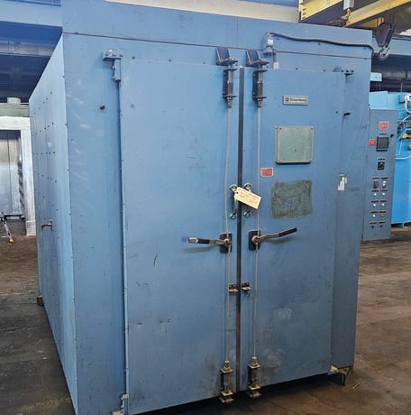 48" width x 72" H x 72" L Gruenberg, Gas 1200&deg;F. - Image 1
