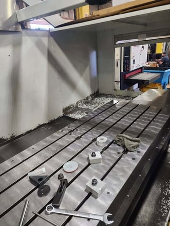 Haas #VF-11, Vertical Machining Center, 120" x 28" table, 120" X, 40" Y, 30" Z, 20 HP, 10,000 RPM, 24 - Image 6