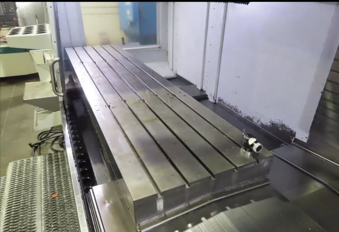 Haas #VF-10/50, vertical machining center, 120" X, 32" Y, 30" Z, 7500 RPM, 30 HP, CAT50, 30 automatic tool - Image 4